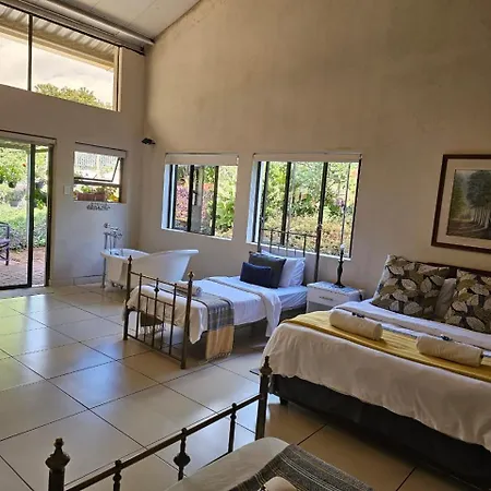 Tzaneen White House Lodge Exterior photo