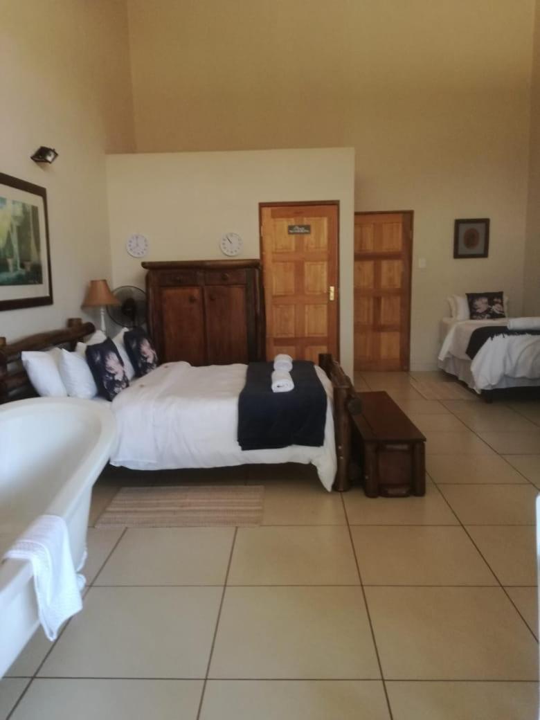 White House Guest house 2*